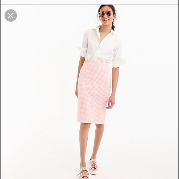 J. Crew Dresses & Skirts - J Crew Pink gingham seersucker #2 Pencil skirt
